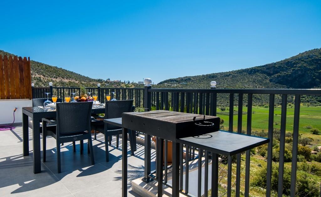 Kalkan Ulugöl'de Merkeze Yakın, Doğa Manzaralı, Lüks Tatil Evi-20574