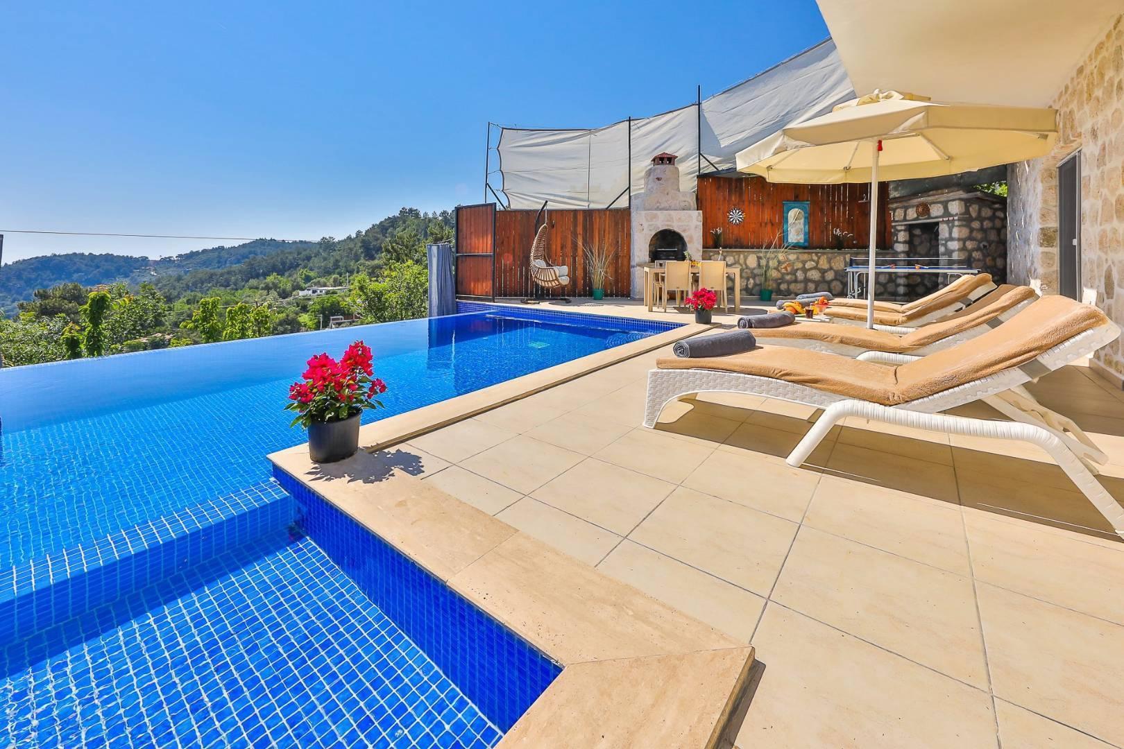 Kaş İslamlar'da Enfes Deniz Manzaralı, Özel Havuzlu, Lüks Villa-30695