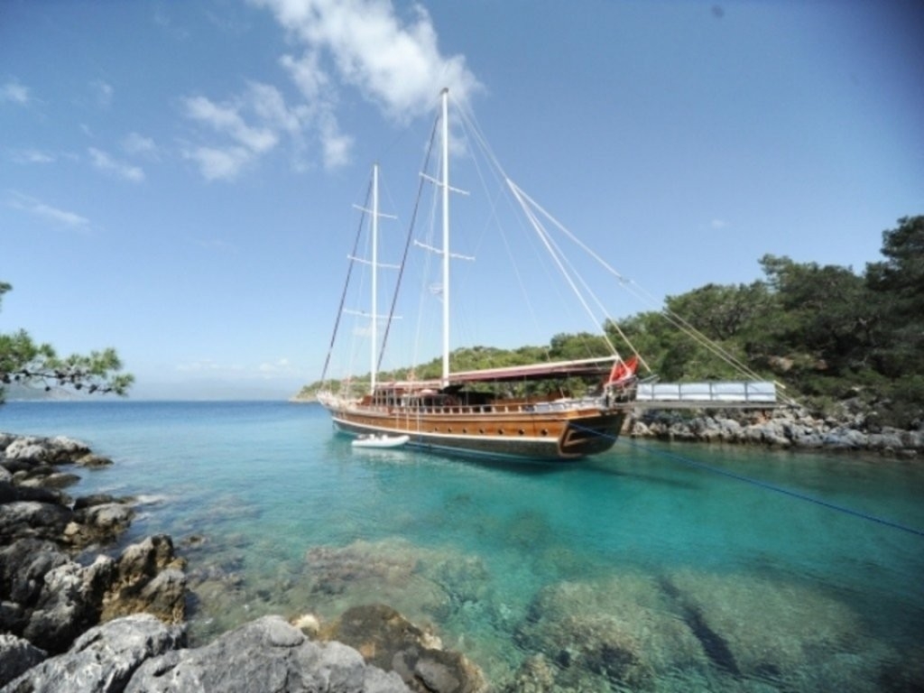 Fethiye'de Modern Tasarımı ile Dikkat Çeken, Konforlu Gulet