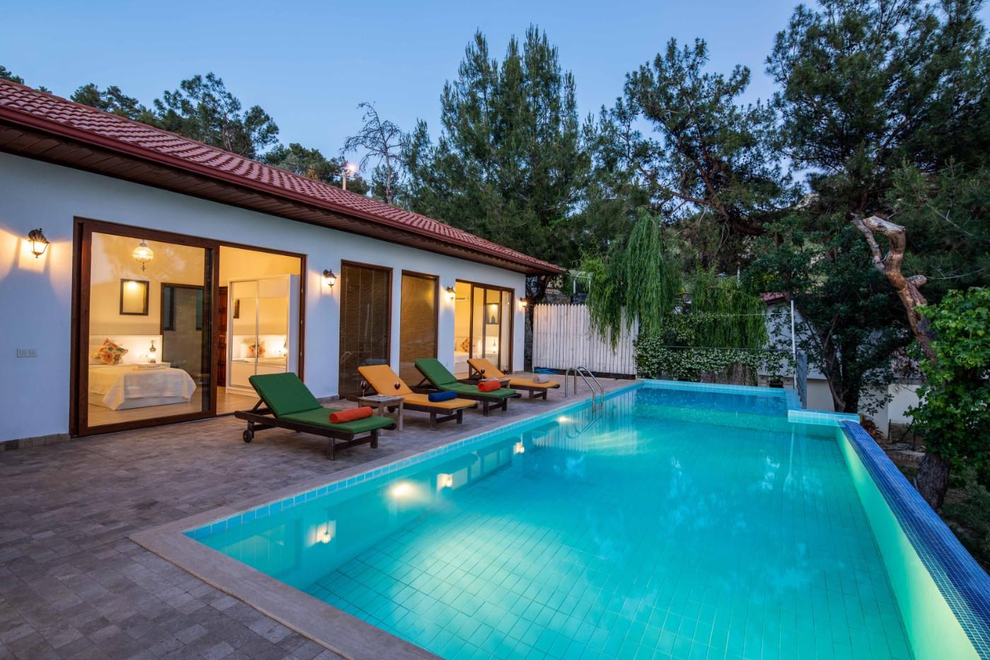 Kalkan İslamlar'da Enfes Doğa Manzaralı, Sonsuzluk Havuzlu, Lüks Villa-22782