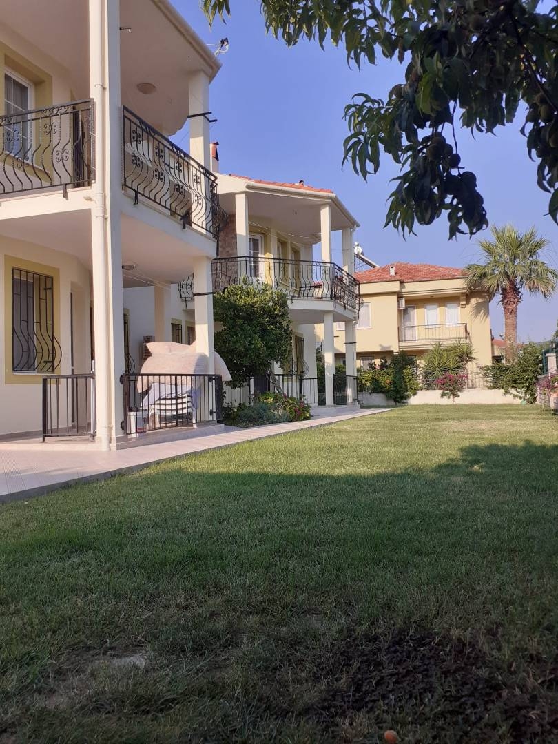 Muğla Ortaca'da Dağ Manzaralı, Ortak Havuzlu, 12 Kişilik Villa