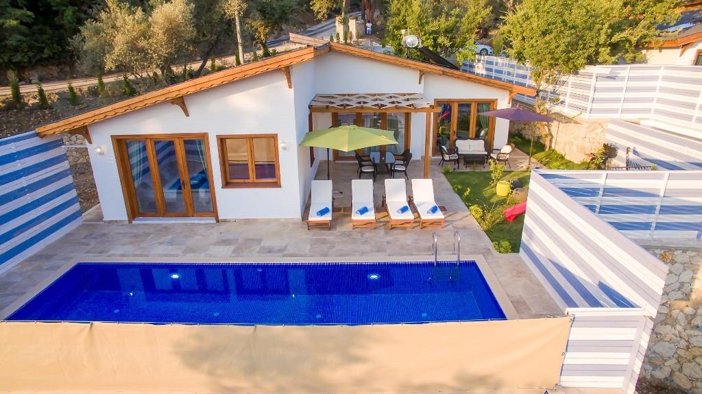 Kaş İslamlar'da Doğa Manzaralı, Özel Havuzlu, Konforlu Villa-15609