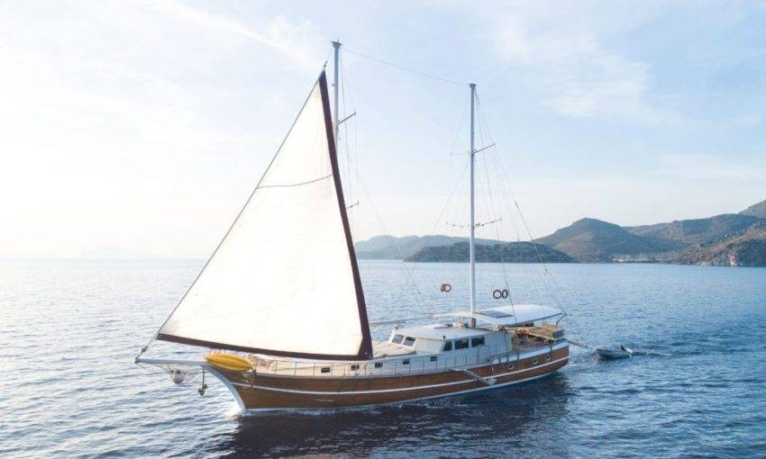 Bodrum'un Masmavi Sularında Muhteşem Tasarımlı, Kiralık Lüks Gulet