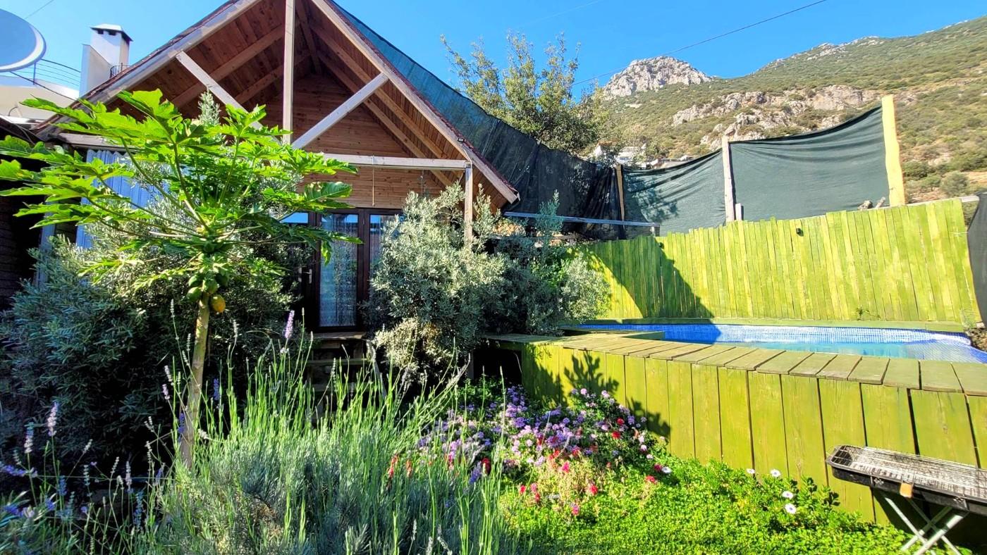 Kaş İslamlar'da Yeşillikler İçerisinde, Özel Havuzlu, Jakuzili Villa-21867