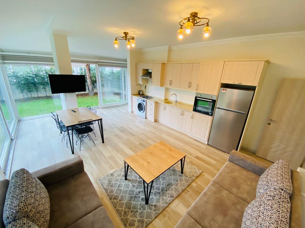 Sapanca Kırkpınar'da Bahçeli, Şık Tasarımlı, Lüks Villa-24734