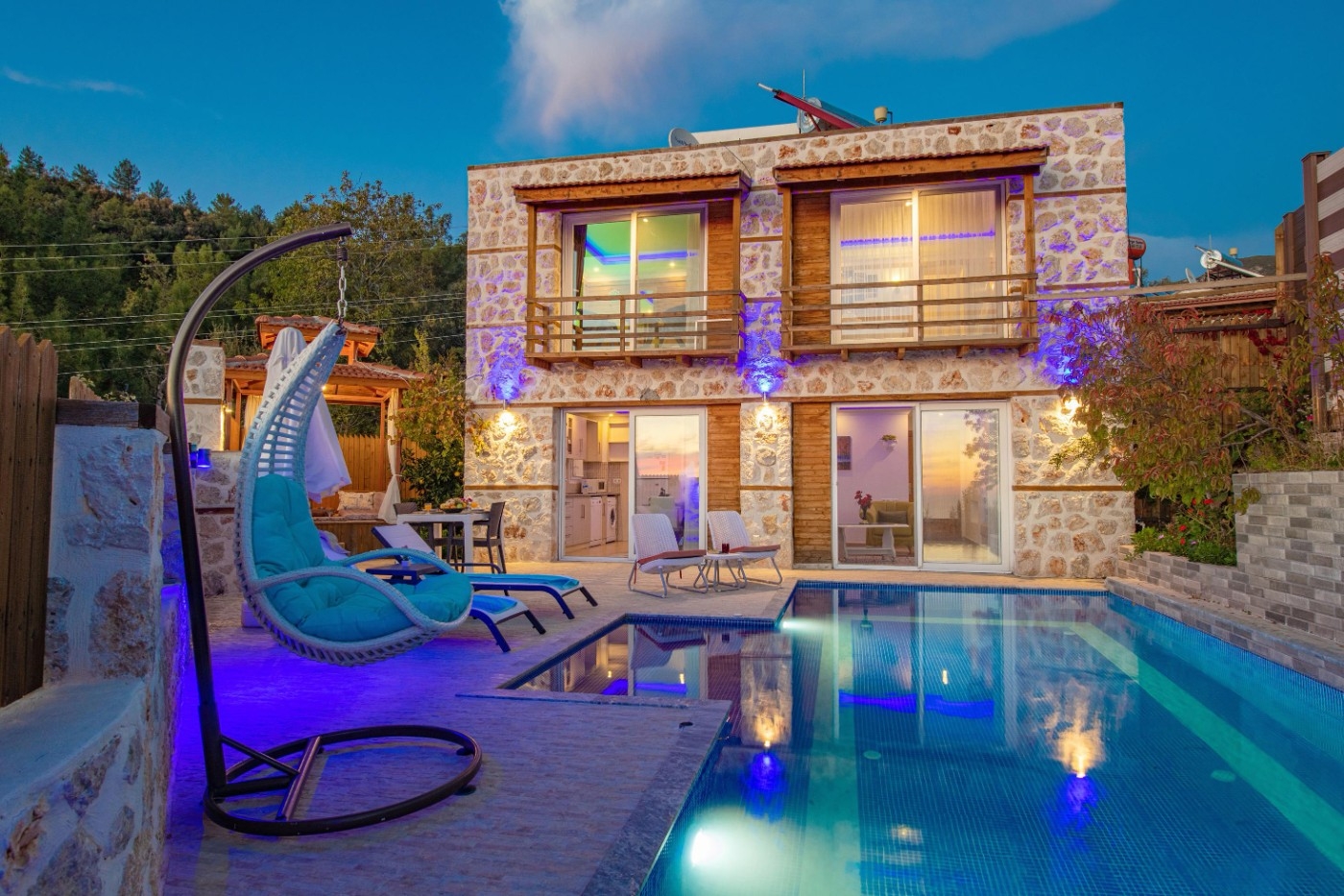 Kaş İslamlar'da Enfes Doğa İçerisinde, Özel Havuzlu, Lüks Villa