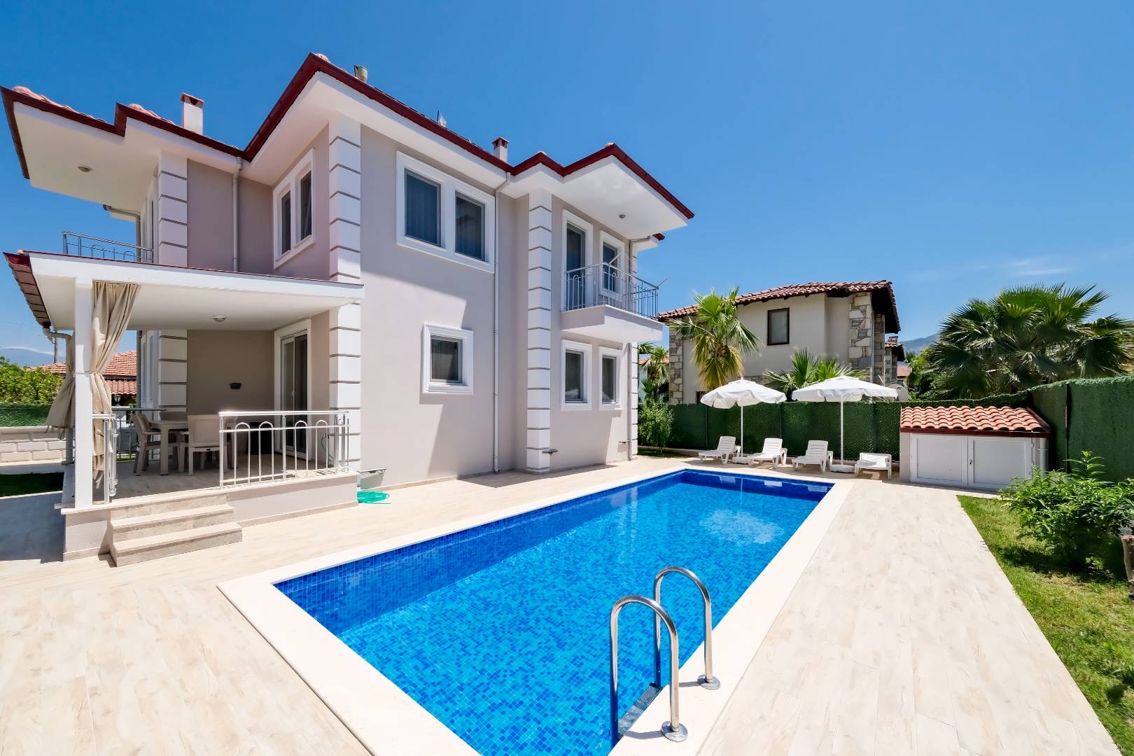 Muğla Dalyan'da Geniş Bahçeli, Özel Havuzlu, Kiralık Villa