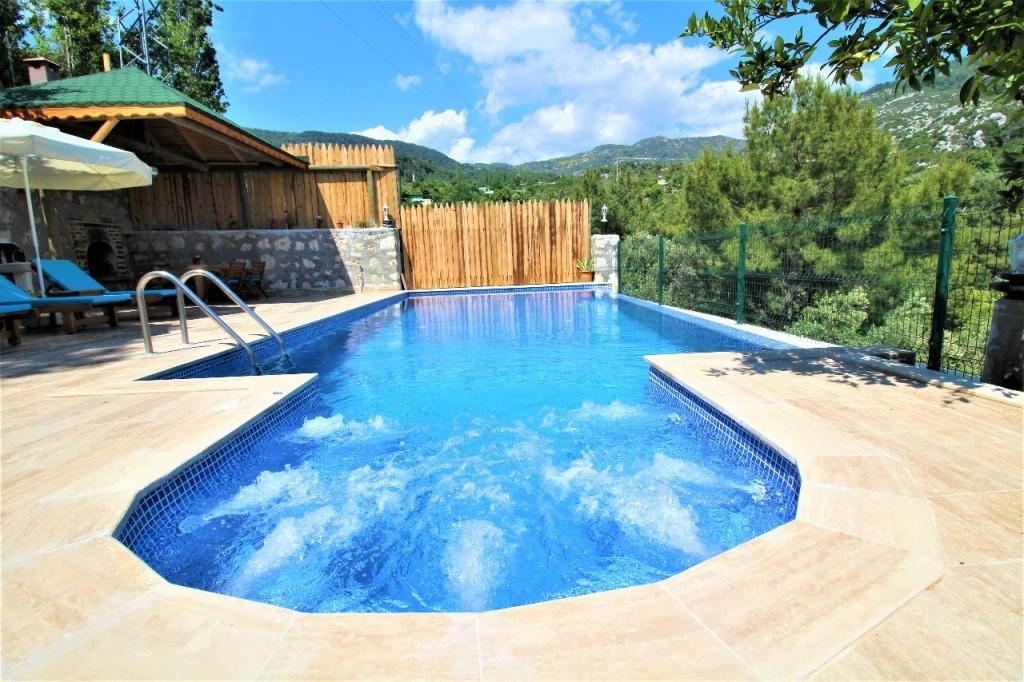 Kaş İslamlar'da Deniz ve Doğa Manzaralı, Özel Havuzlu, Huzurlu Villa-12926