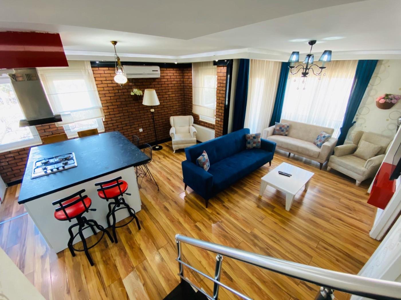 Konyaaltı Gürsu'da Deniz Manzaralı, Plaja Yakın, 3+1 Kiralık Suit-16465
