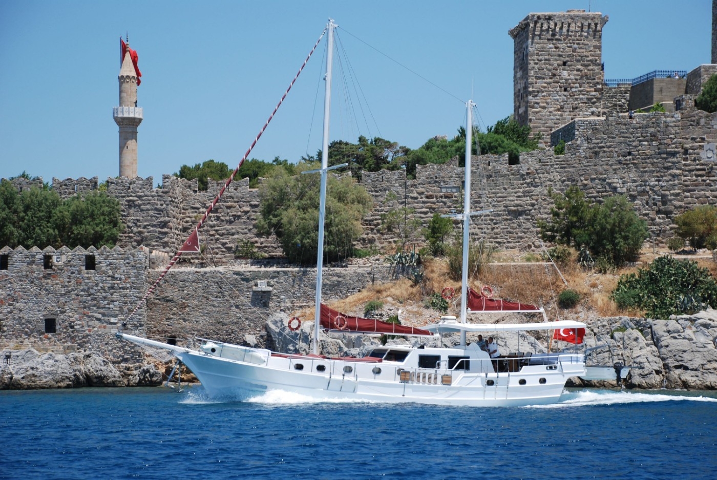 Bodrum'da Eşsiz Doğa Eşliğinde, 8 Kişilik, Modern Gulet