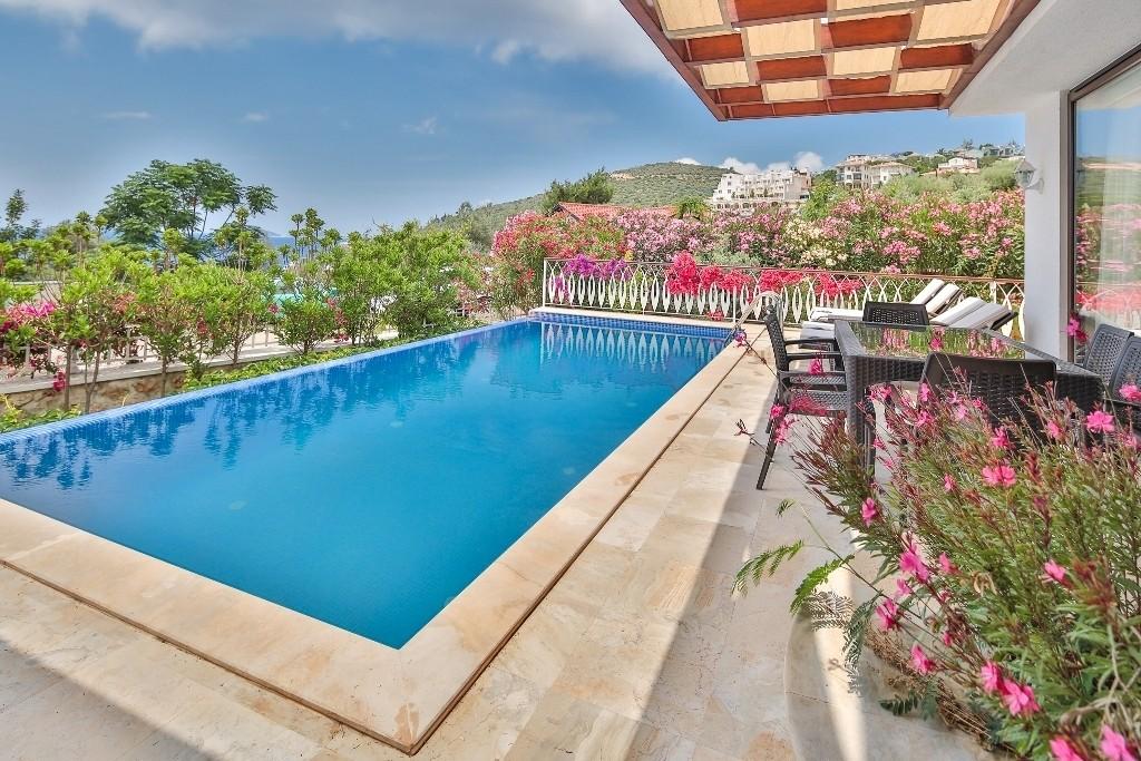 Kaş Kalkan'da Denize Yakın Konumda, Özel Havuzlu, Lüks Villa-15645
