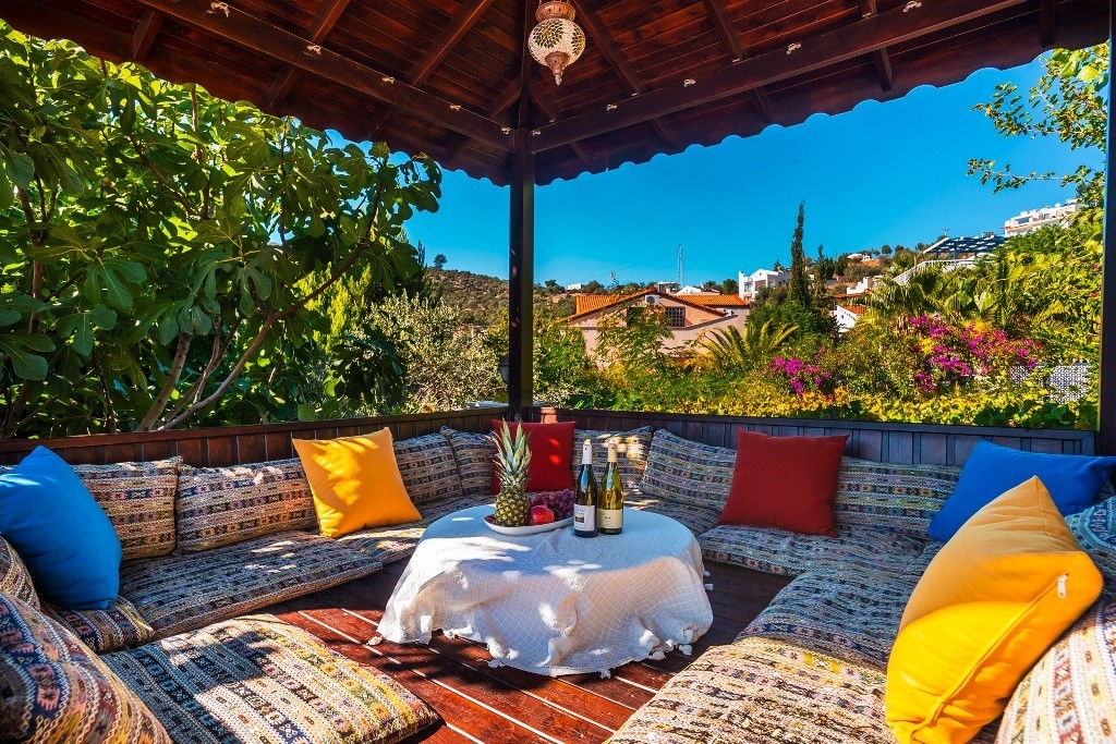 Kalkan'da Muhteşem Taş Mimarisine Sahip, Özel Havuzlu, Kiralık Villa