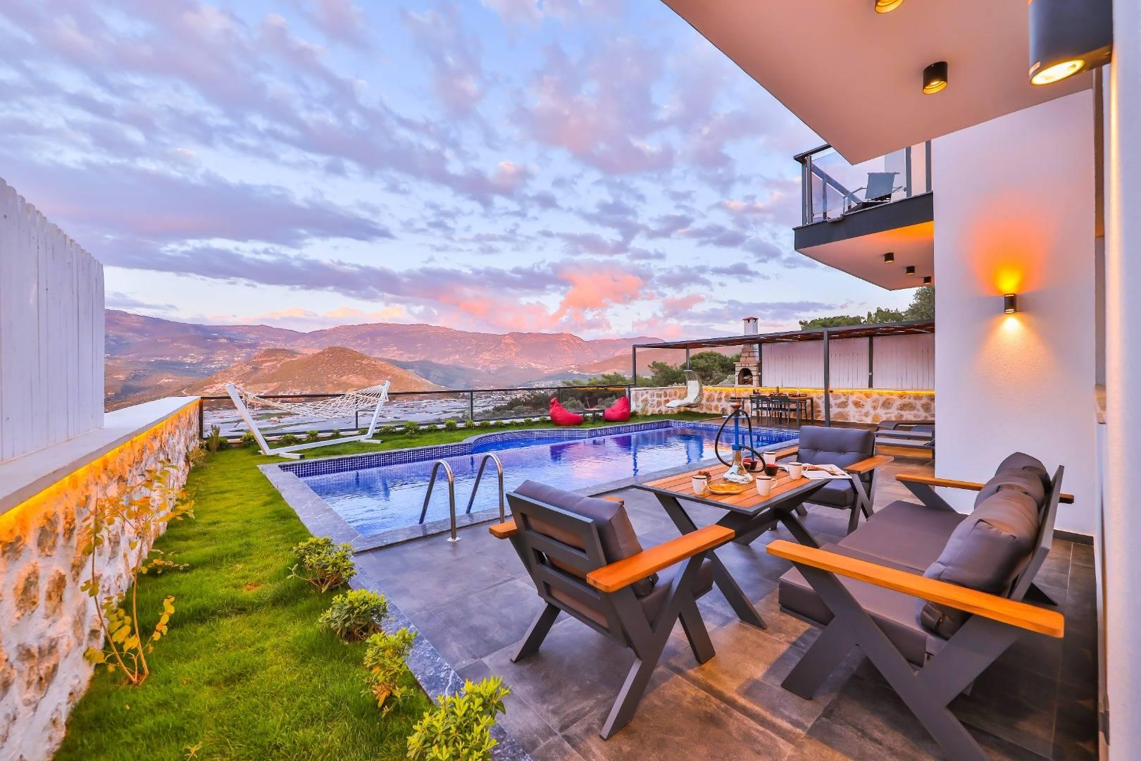 Kaş Yeşilköy'de Eşsiz Doğa İçinde, Özel Havuzlu, Lüks Villa-31553