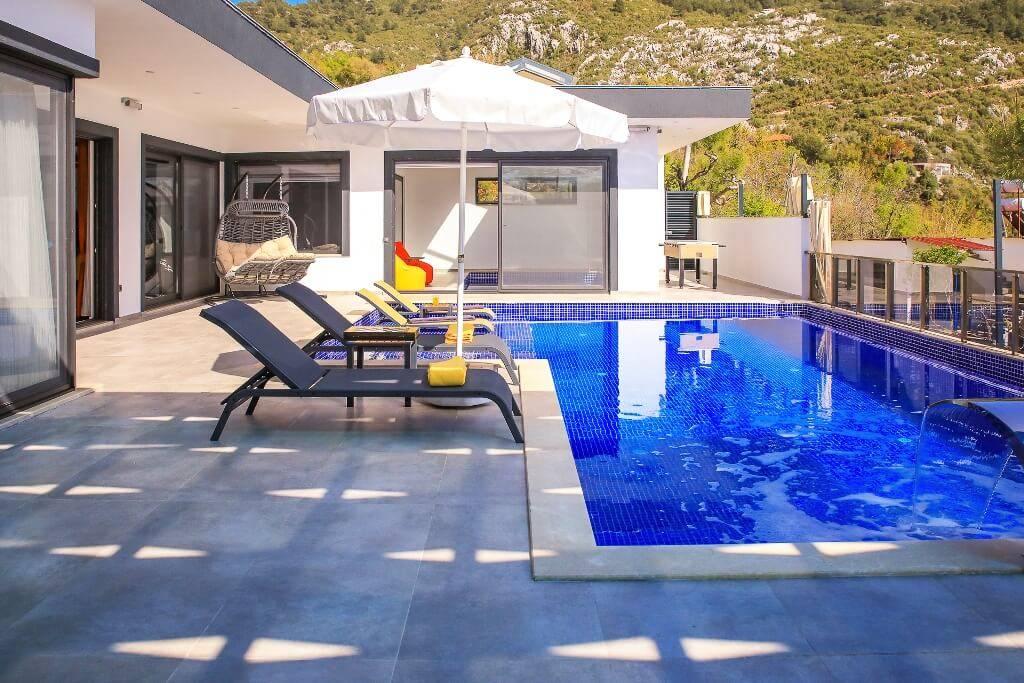 Kaş İslamlar'da Muhteşem Doğada, Açık ve Kapalı Havuzlu, Saunalı Villa-26266