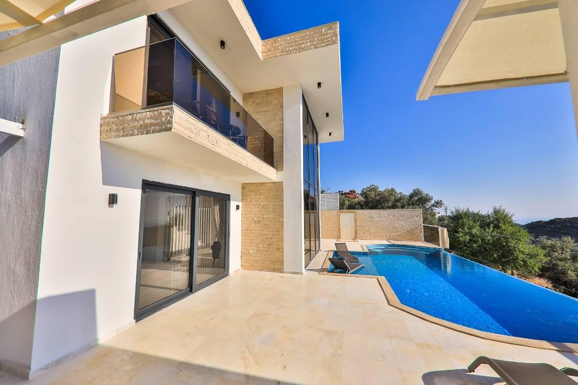Kaş Bezirgan'da Doğayla İç İçe, Özel Havuzlu, Manzaralı Villa-25557