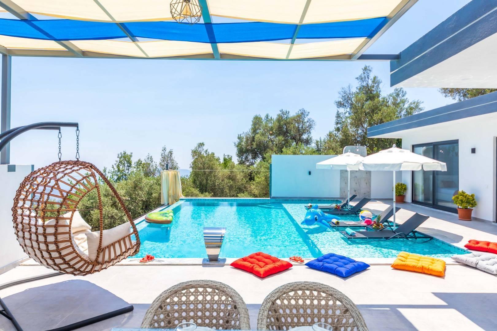 Kaş İslamlar'da Şirin Tasarıma Sahip, Özel Havuzlu, Yazlık Villa-28162