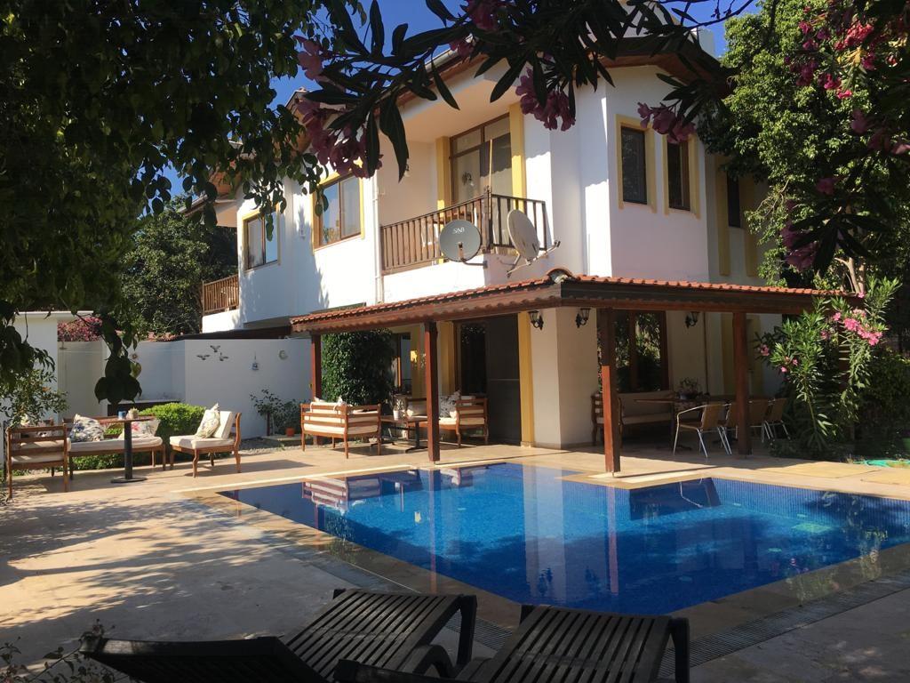 Marmaris Söğüt'te Denize Yakın Konumda, Özel Havuzlu, Geniş Villa-15690