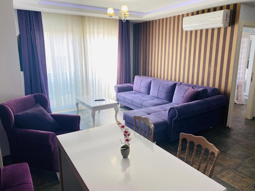 Konyaaltı Gürsu'da Nezih Konumda, Plaja Yakın, Kiralık Suit