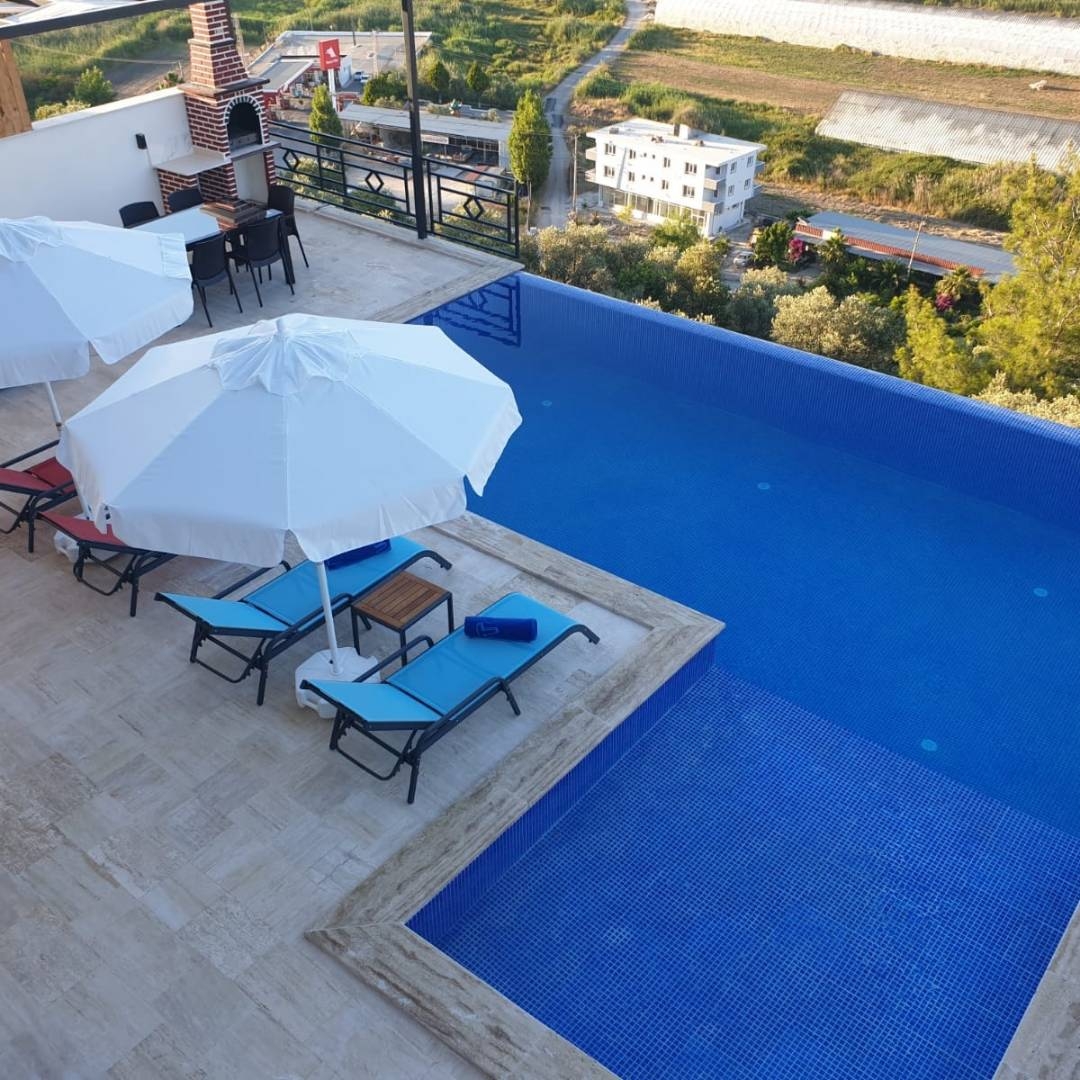 Kaş Yeşilköy'de Eşsiz Doğada, Özel Havuzlu, Jakuzili, Şık Villa