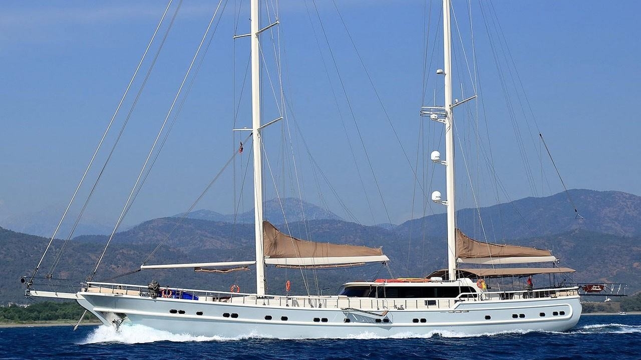 Bodrum'da Jakuzili, Kalabalık Gruplara Özel Genişlikte, Delüks Gulet