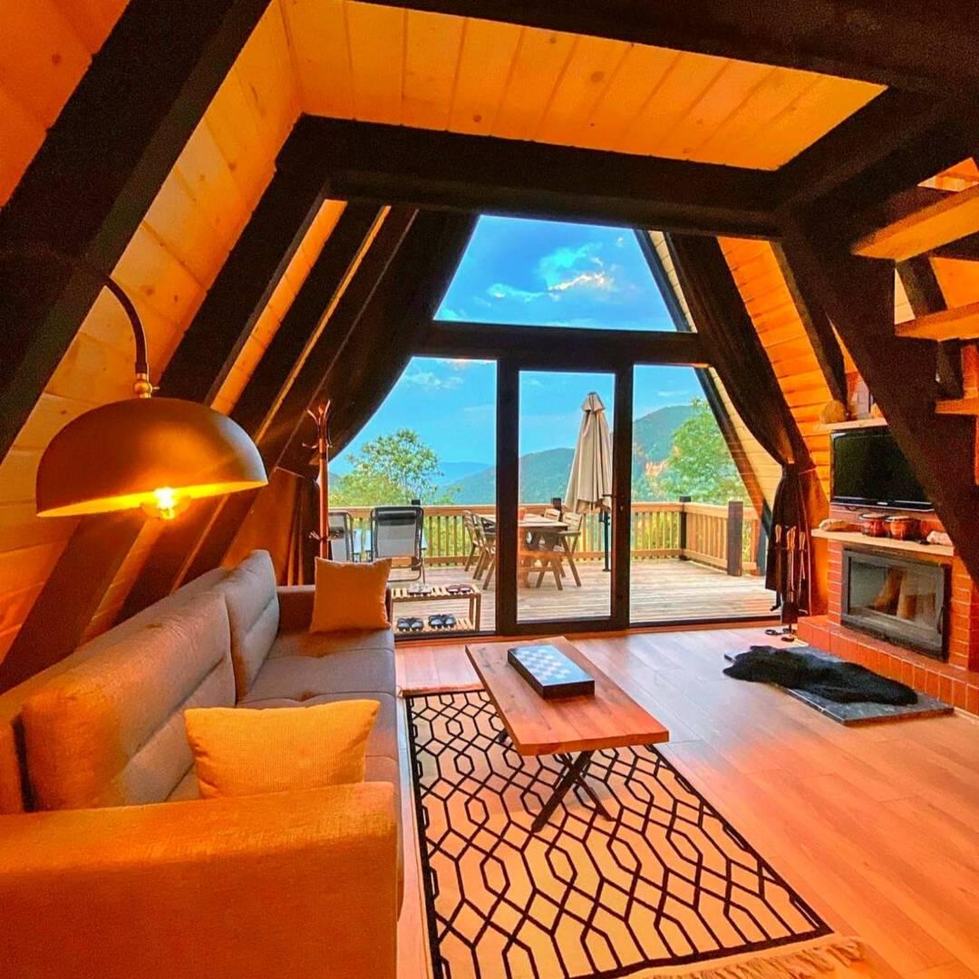 Sapanca'da Eşsiz Doğa Manzaralı, Özel Havuzlu, Kiralık Şık Bungalov-23417