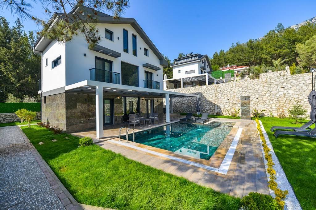 Fethiye Ölüdeniz'de Şık Tasarımlı, Özel Havuzlu, Lüks Villa-30753