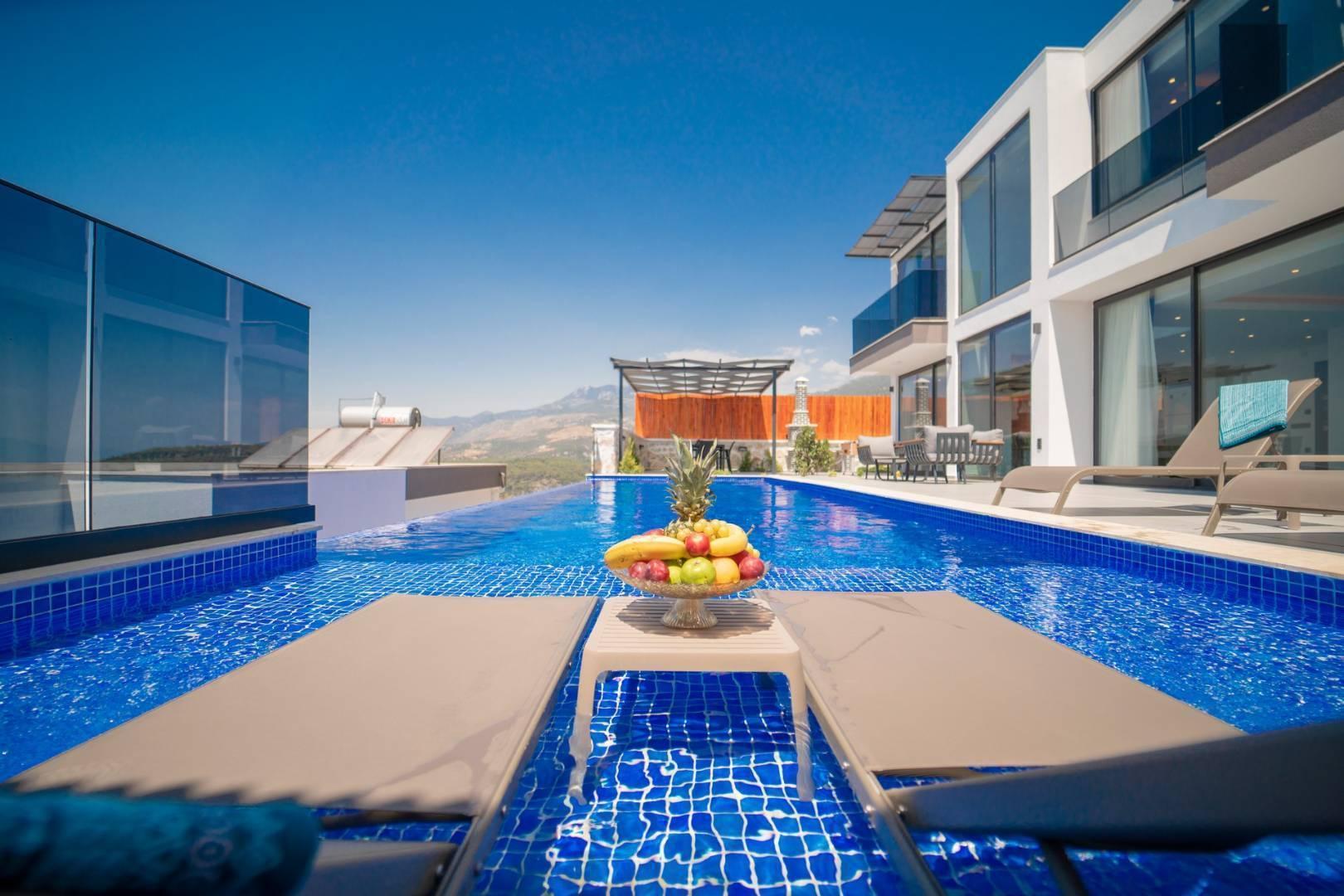 Kaş Kalkan'da Eşsiz Doğa Manzaralı, Özel Havuzlu, Lüks Villa-29238