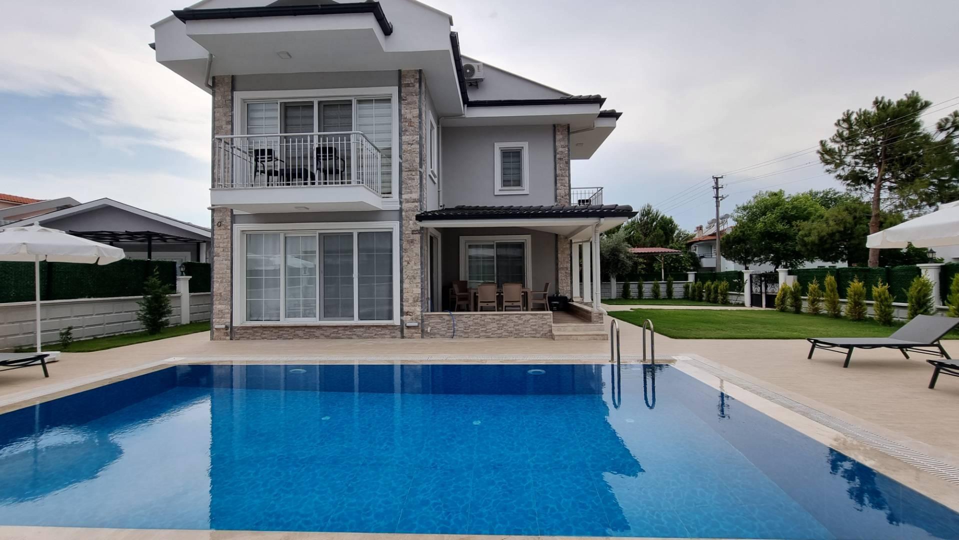 Muğla Dalyan'da Kalabalık Ailelere Uygun, Özel Havuzlu, Şık Villa-25298