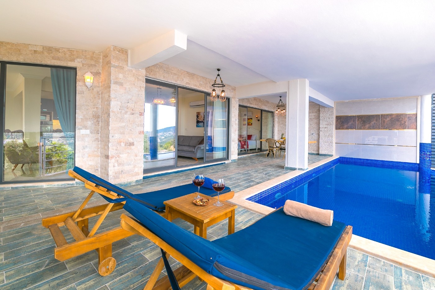 Kaş Akbel'de Enfes Deniz Manzaralı, Özel Havuzlu, Kiralık Villa