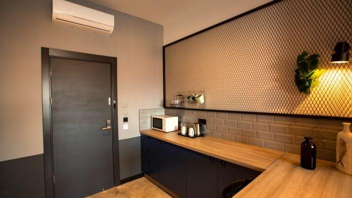 İstanbul Ataşehir'de Merkezi Konumda, 1+1, Lüks Suit-23473