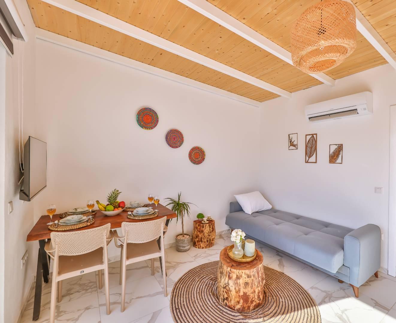 Kaş Andifli'de Şık Tasarıma Sahip, Özel Havuz ve Jakuzili Villa-29395