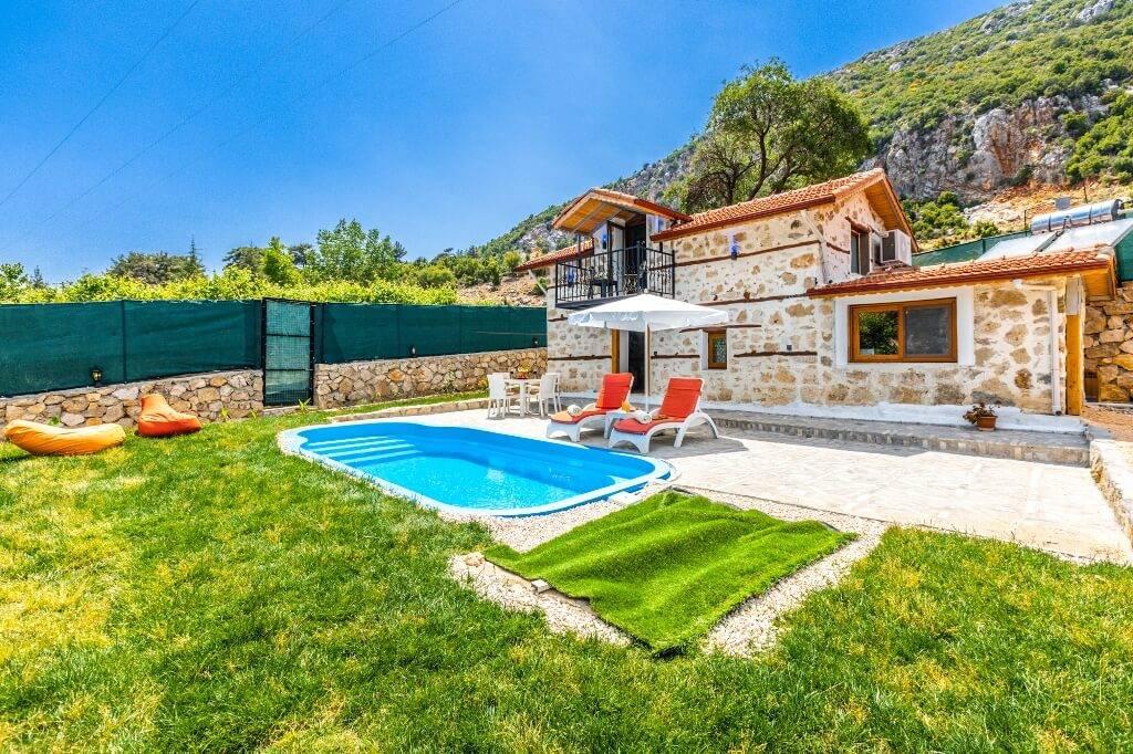 Kalkan İkizce'de Taş Mimarili, Özel Havuzlu, Geniş Bahçeli Villa-30376