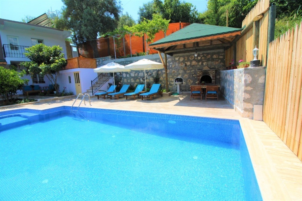 Kaş İslamlar'da Deniz ve Doğa Manzaralı, Özel Havuzlu, Huzurlu Villa