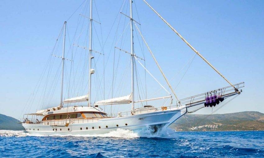 Marmaris'in Masmavi Sularına Yolculuk, 12 Kişilik, Kiralık Lüks Gulet