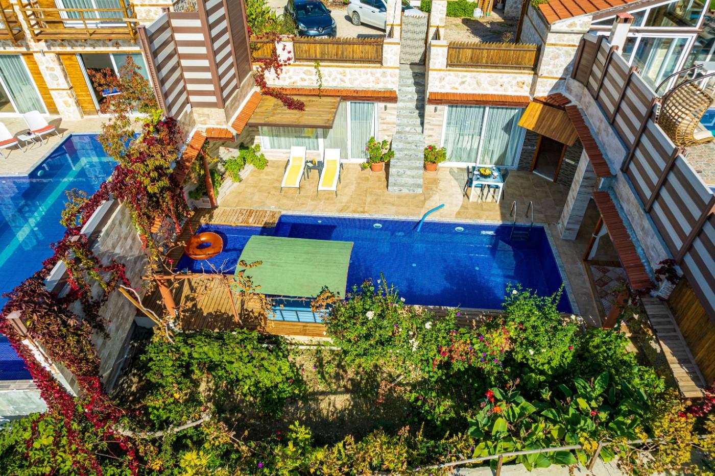 Kaş İslamlar'da Gözlerden Uzak, Özel Havuzlu, 1+1, Balayı Villası-23870