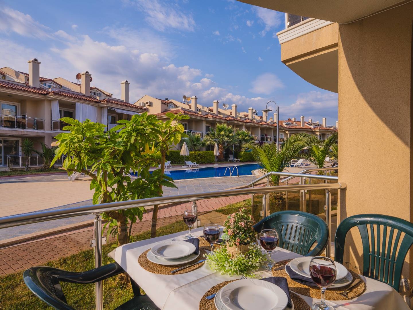 Fethiye'de Çalış Plajına Sıfır, Özel Plajlı, Ortak Havuzlu Daire