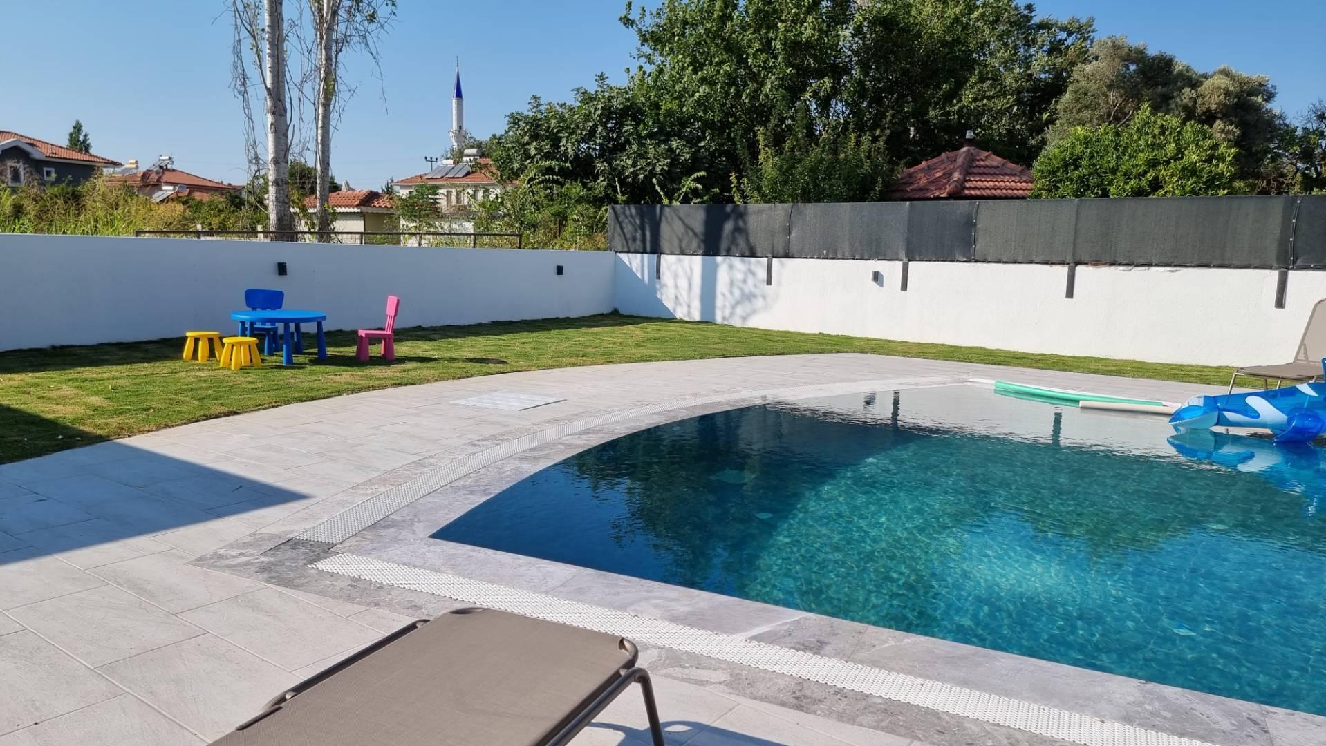 Ortaca Dalyan'da Büyük Ailelere Uygun, Özel Havuzlu, Ferah Villa-27805