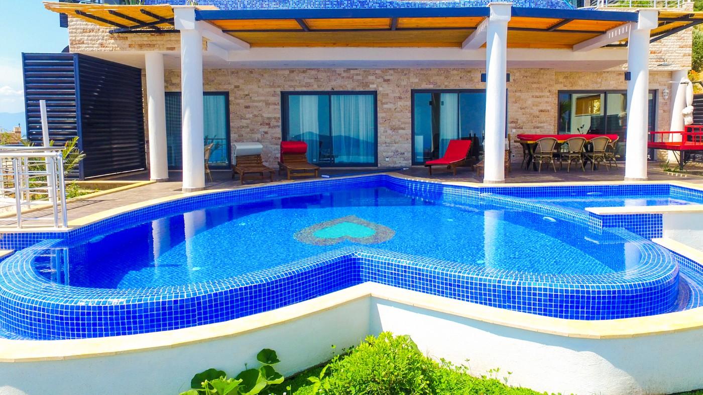Kaş İslamlar'da Muhteşem Doğada, Özel Havuzlu, Lüks Villa-22380