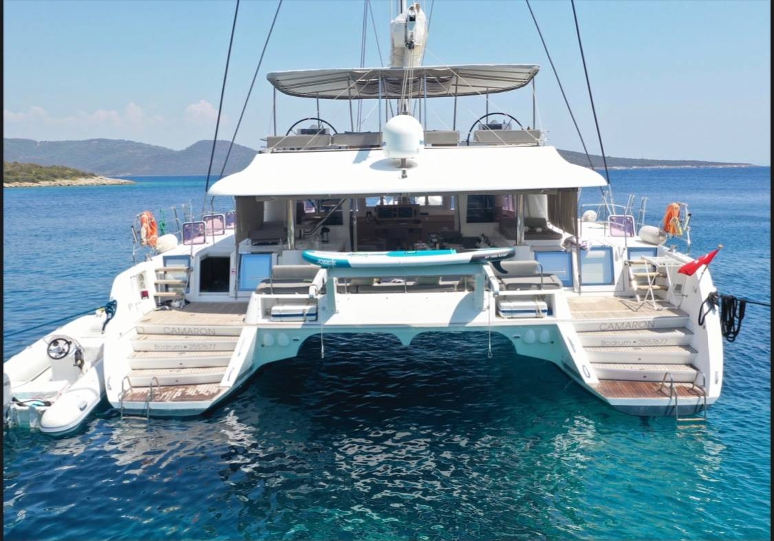 Bodrum Çıkışlı Muhteşem Tasarıma Sahip, 8 Kişilik Lüks Katamaran