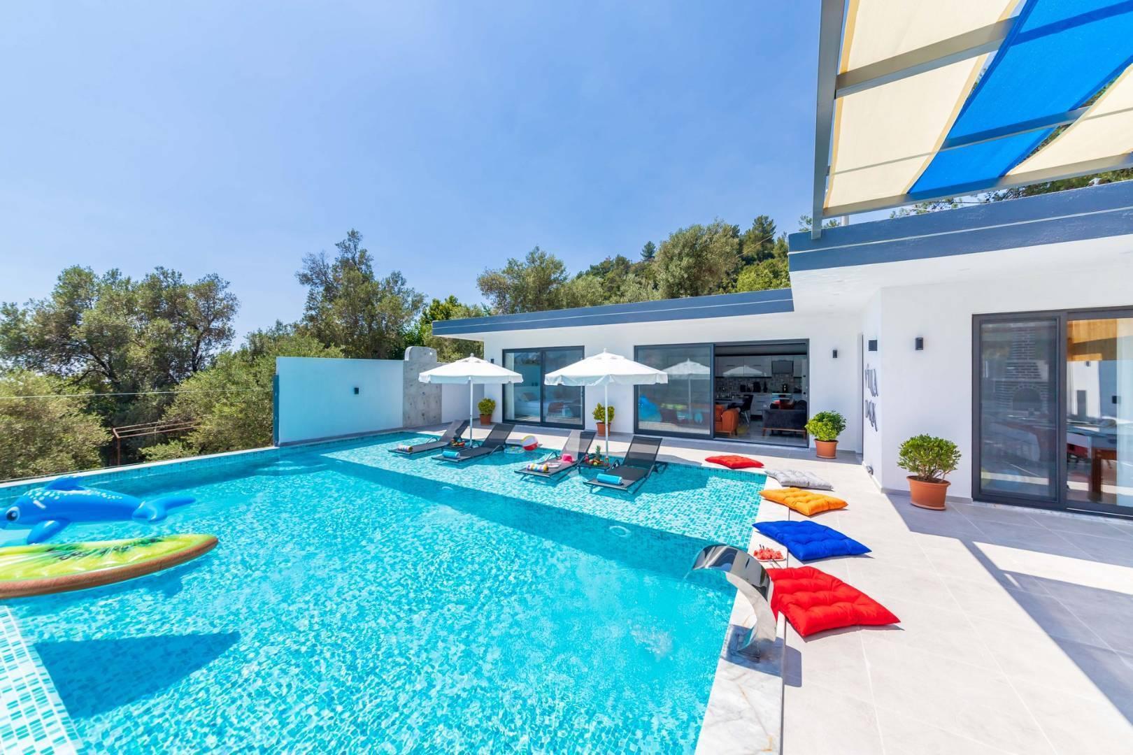 Kaş İslamlar'da Şirin Tasarıma Sahip, Özel Havuzlu, Yazlık Villa-28162