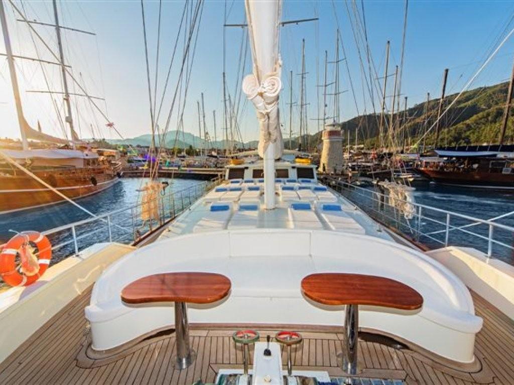 Fethiye'de Ahşap İç Tasarıma Sahip, Geniş Gruplar İçin İdeal Gulet-14119