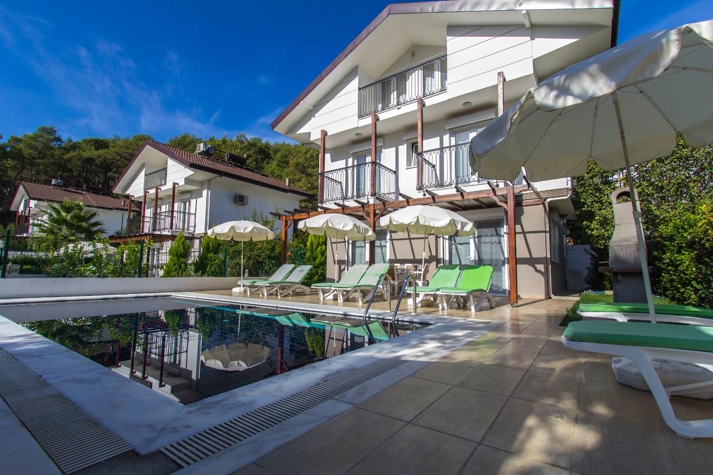 Fethiye Ölüdeniz'de Nezih Konumda, Özel Havuzlu, 8 Kişilik Villa-19416