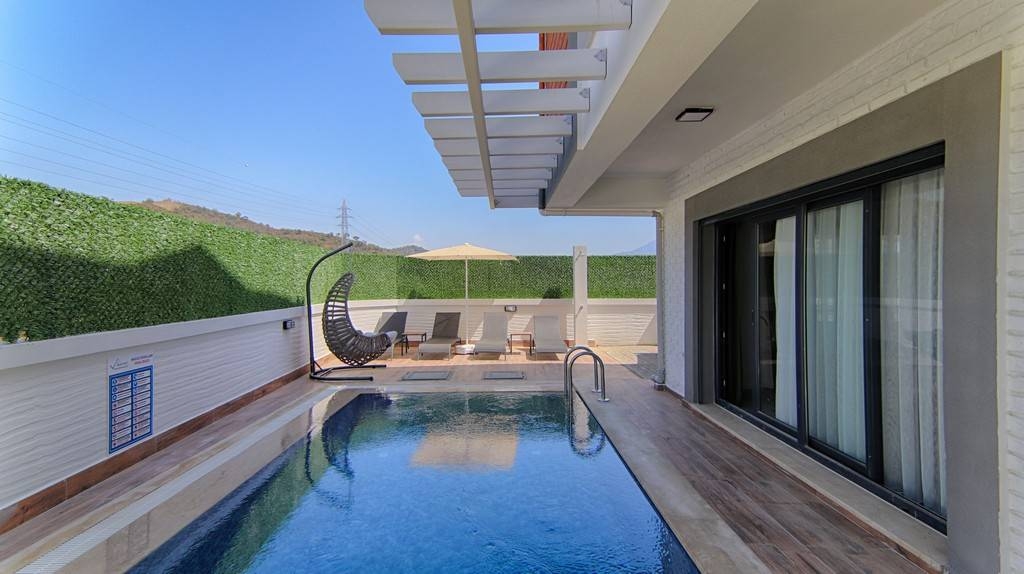 Fethiye Karagedik'te Kalabalık Ailelere Uygun, Özel Havuzlu, Şık Villa