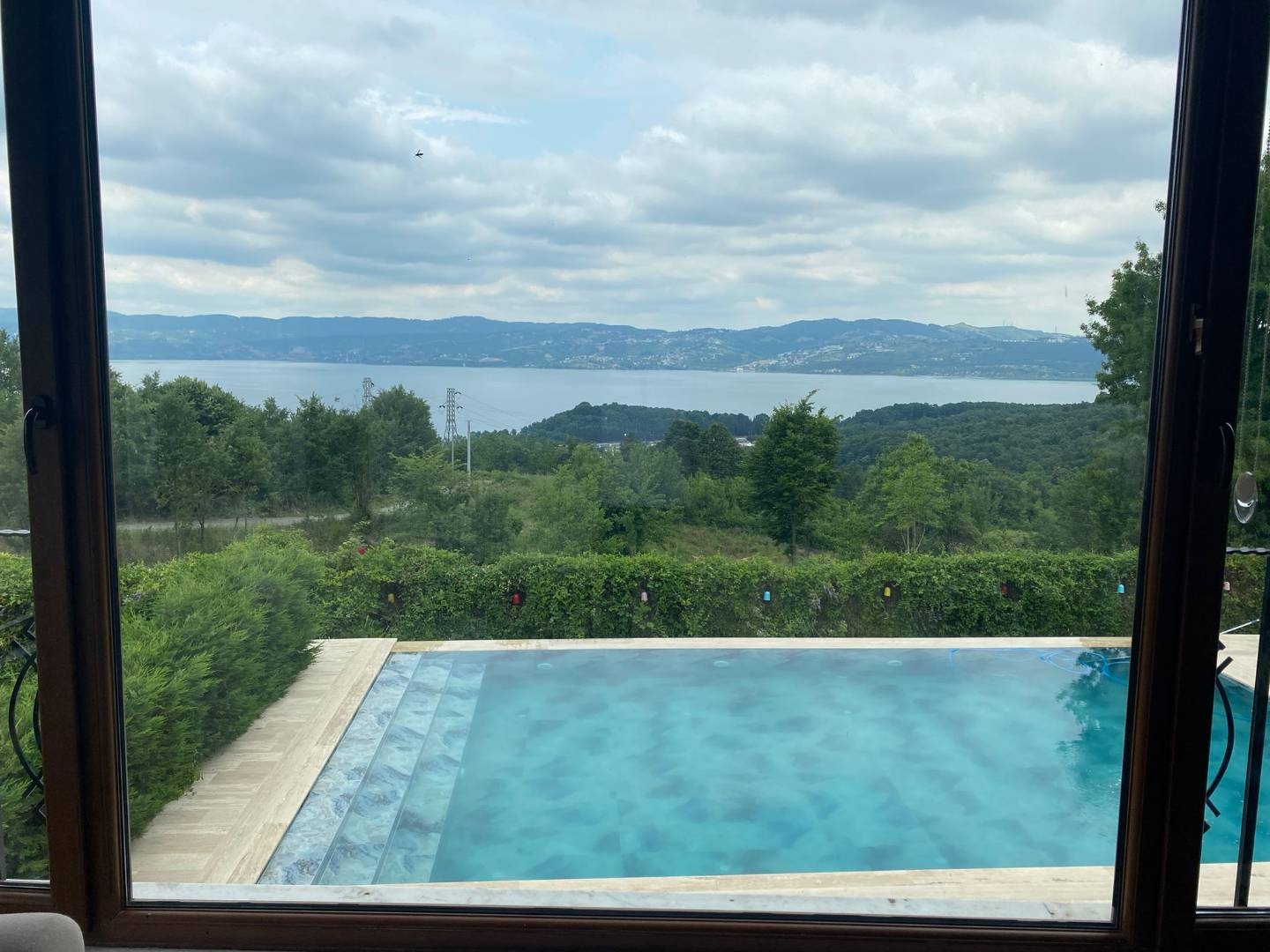 Sakarya Sapanca'da Elverişli Konumda, Özel Havuzlu, Lüks Villa