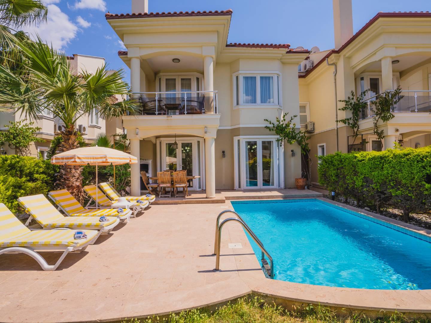 Fethiye Çalış Plajı'na Sıfır, Özel Havuzlu, 10 Kişilik Kiralık Villa-29577
