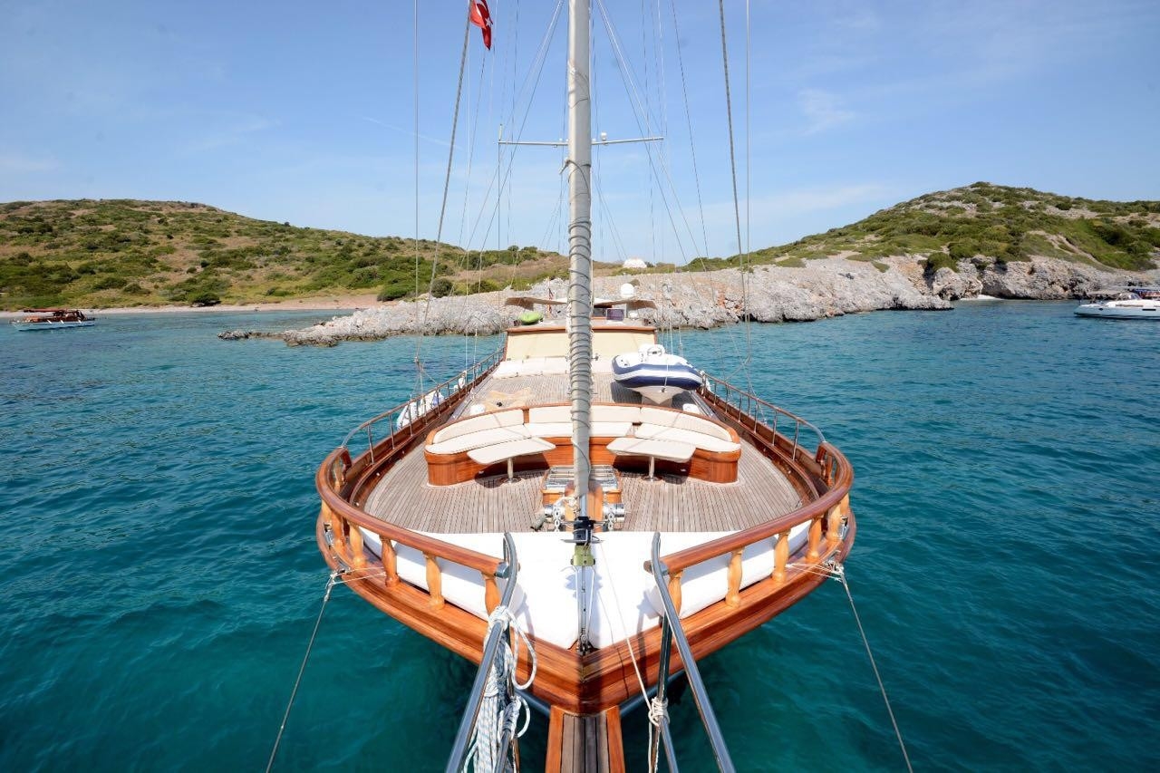 Bodrum'un Muhteşem Maviliklerinde, 3 Kabinli, Üst Standartlarda Gulet