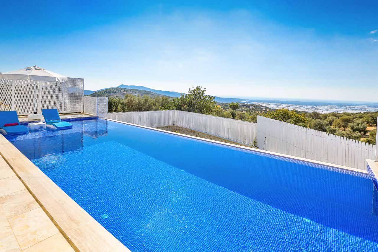 Kaş Üzümlü'de Doğa İçerisinde, Isıtmalı Özel Havuzlu, Şık Villa-25664