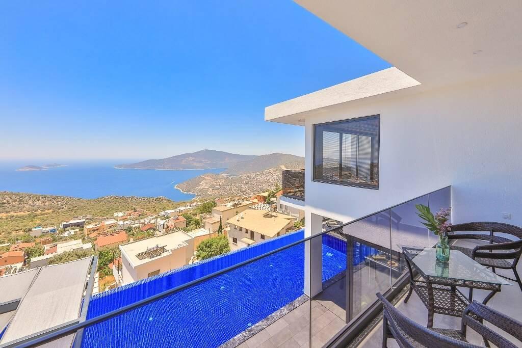 Kaş Bezirgan'da Muhteşem Deniz Manzaralı, Özel Havuzlu, Lüks Villa-30305