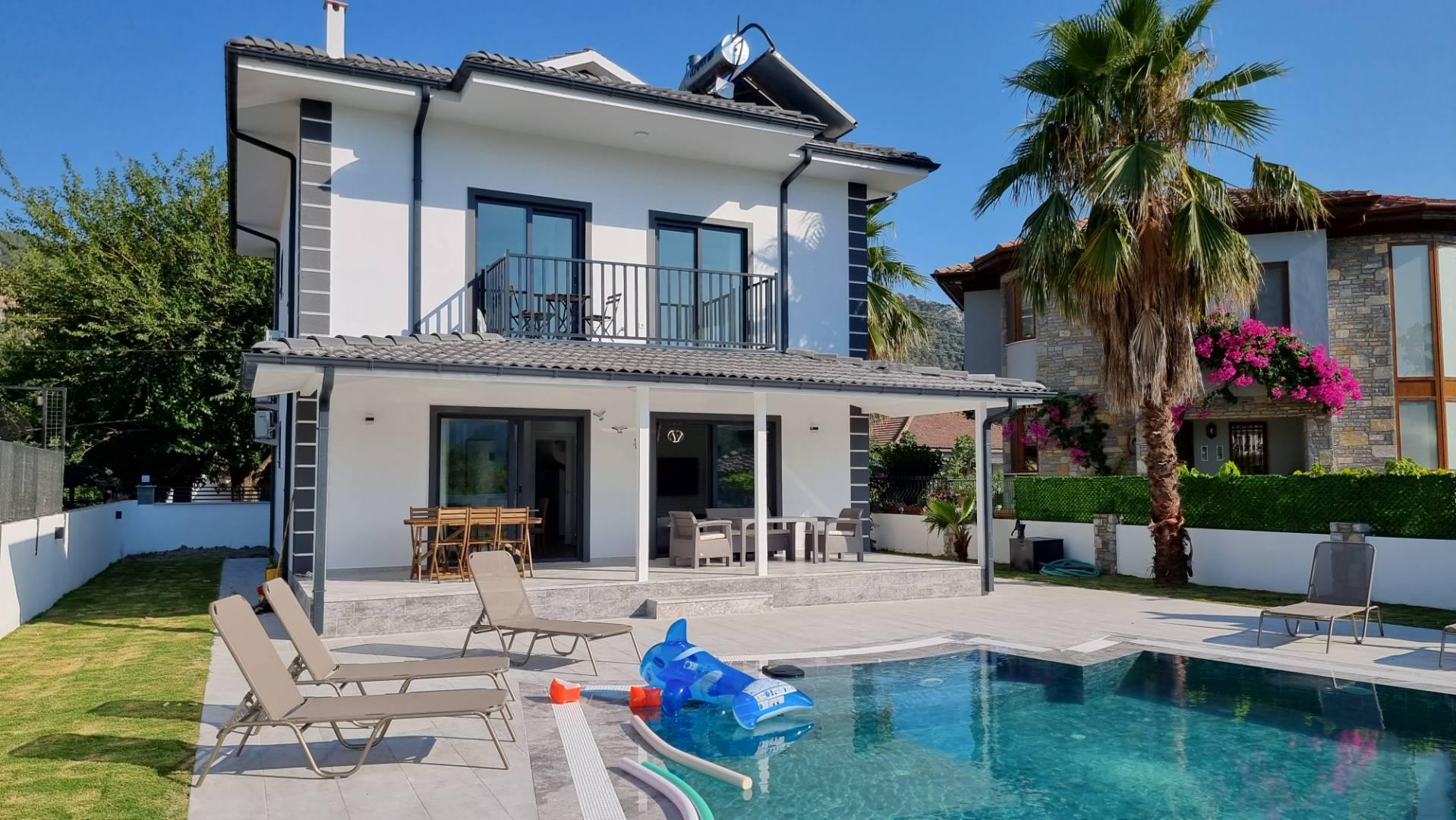 Ortaca Dalyan'da Büyük Ailelere Uygun, Özel Havuzlu, Ferah Villa-27805