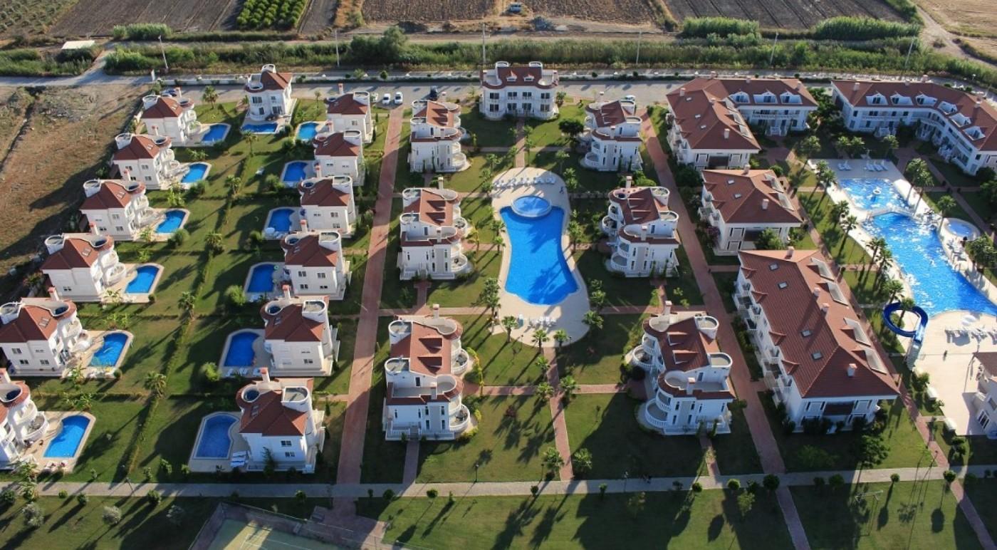 Serik Kadriye'de Site İçerisinde, Ortak Havuzlu, Kiralık Dubleks-18357